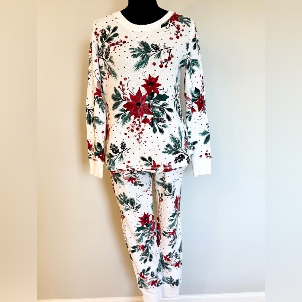 Gilligan & O’Malley Christmas Pajama Set | Poinsettia Print | Size S